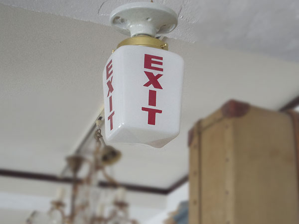 JigsawVintageCo,】新品 陶器のシーリングライト+EXIT ガラス グローブ